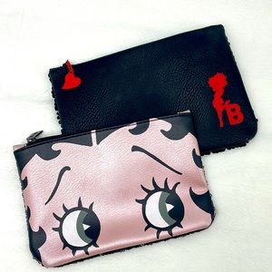 2 Betty Boop Cases